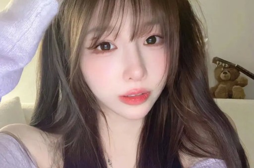 “沪阿姨退休在大理”堵路打人母慈子孝人设崩塌网红都怎么了