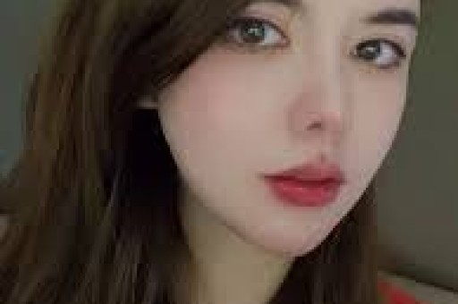 文章疑似新恋情曝光与美女约会同回住处隔天开车送美女乘高铁